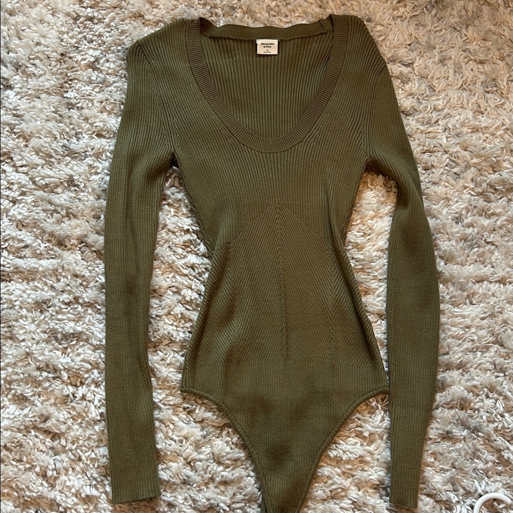 Abercrombie & Fitch Olive Ribbed Top